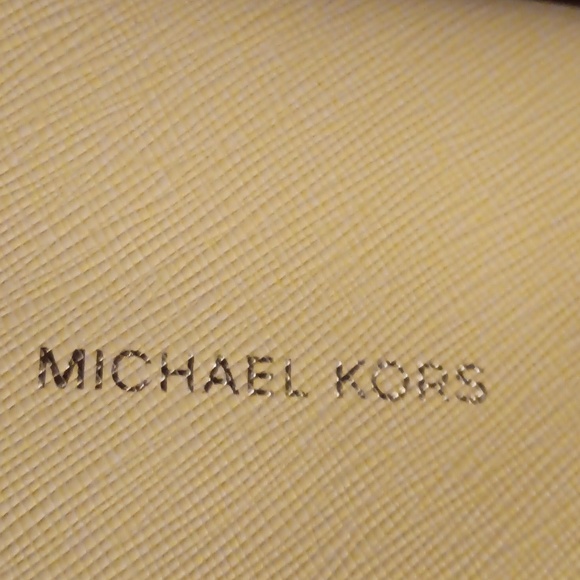 MK EYEGLASS CASE - Picture 2 of 8